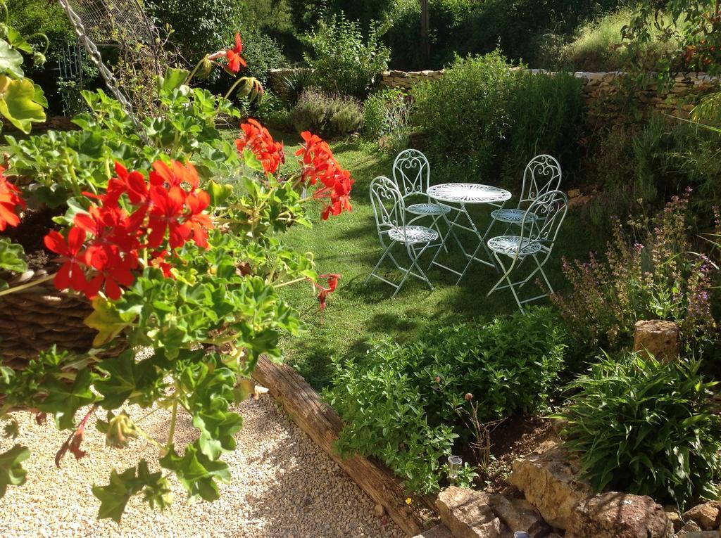 Au Cheval Bleu Bed & Breakfast Fontenay-près-Vézelay Eksteriør bilde